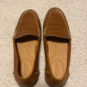 Brand New! Women’s Sherry loafers. Never been worn except for try on.